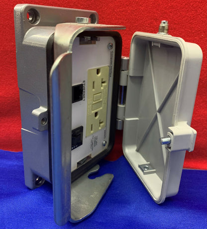 PHOENIX CONTACT 5604431 HC-P:RJ45 CAT5 GFCI 3A COMPUTER INTERFACE.