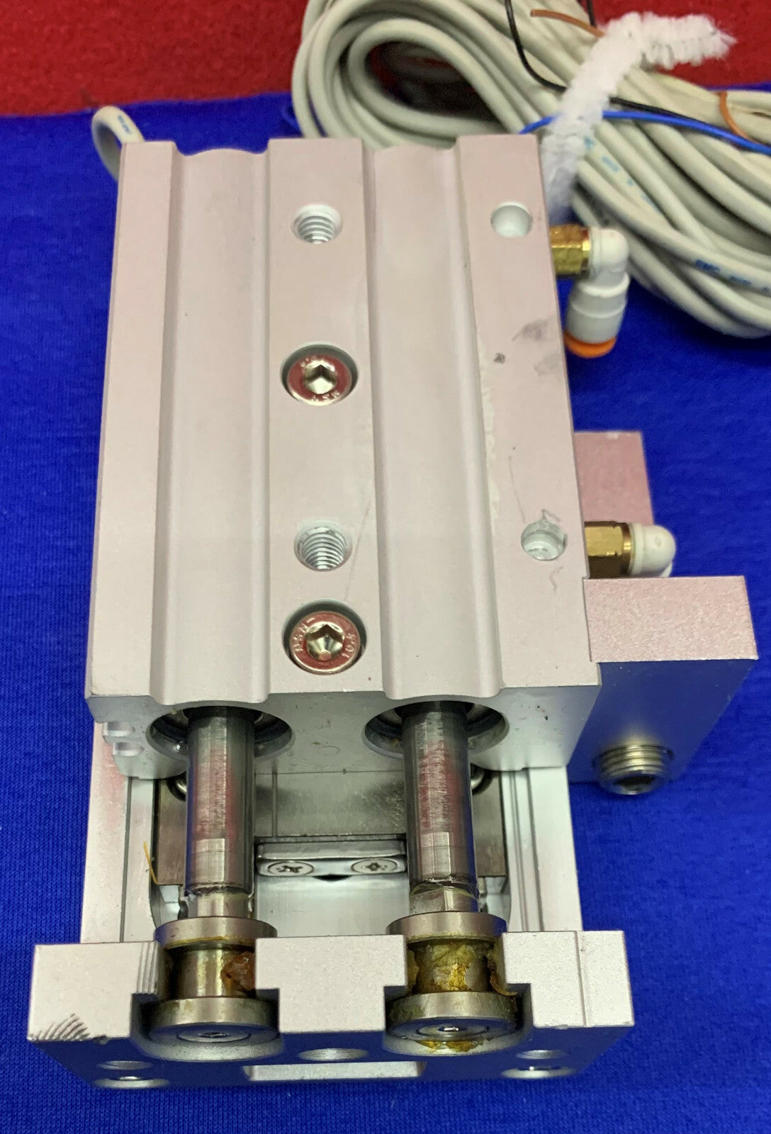 Vérin pneumatique SMC MXS16-40w/(2)SMC D-M9N, capteur statique à détecteur automatique