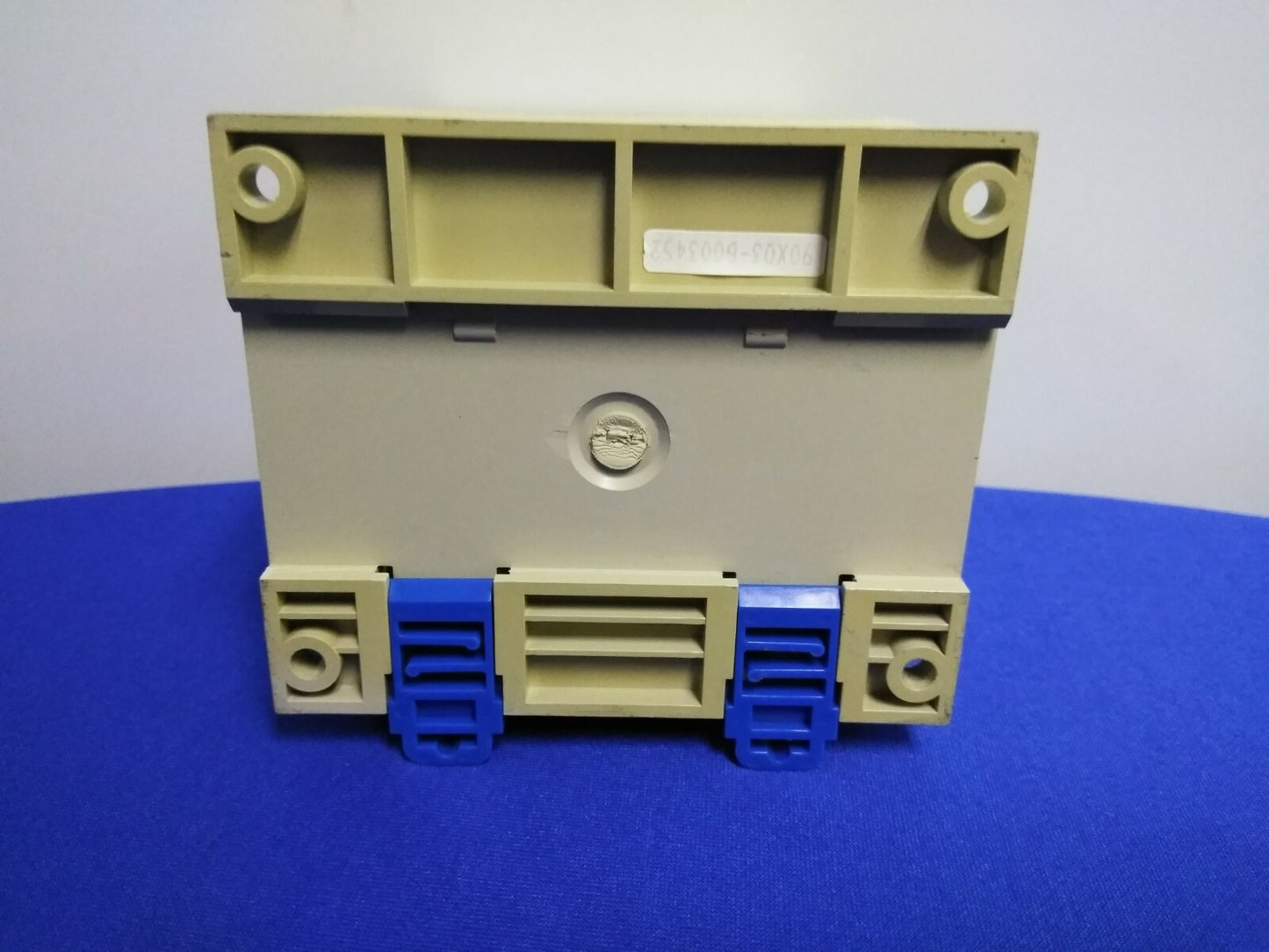 IDEC IZUMI PS5R-C24 SCHALTNETZTEIL MIT 30 W AUSGANG