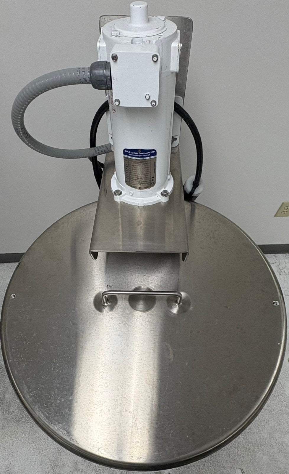 G&F MANUFACTURE SST-30G VERTICAL FINISH  MIXING TANK 30 GALLON FOR PARTS REPAIR