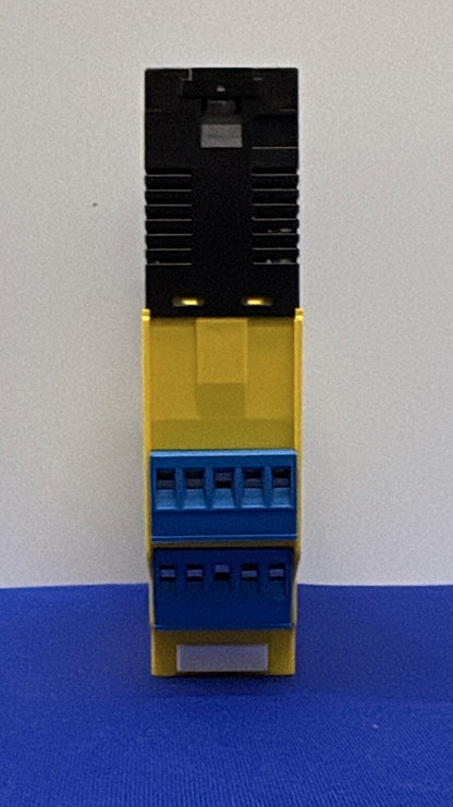 AMPLIFICATORE DI COMMUTAZIONE ISOLANTE TURCK IM1-451Ex-R INDICATORE LED A 4 CANALI 