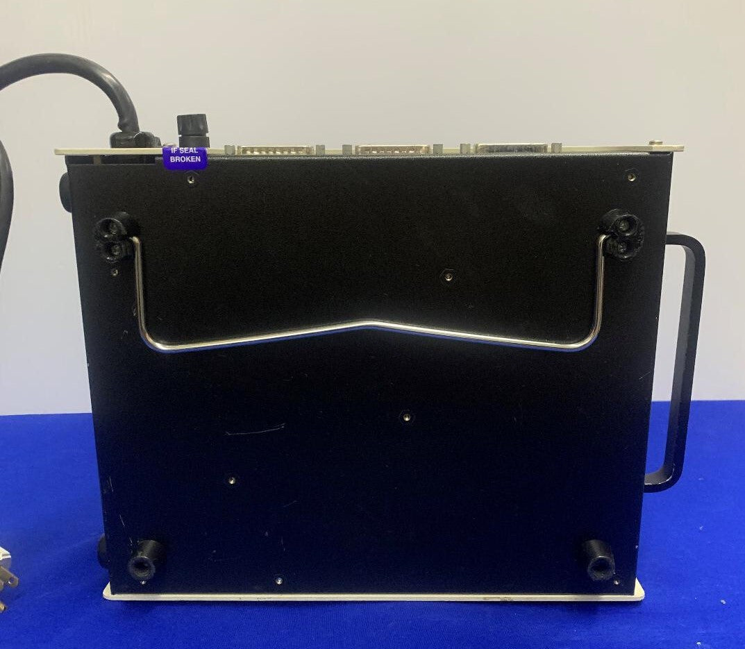 DNI NEVADA MEDTESTER 5000, GEBROKEN VOORSCHERM GETEST OM ALLEEN OP TE STARTEN