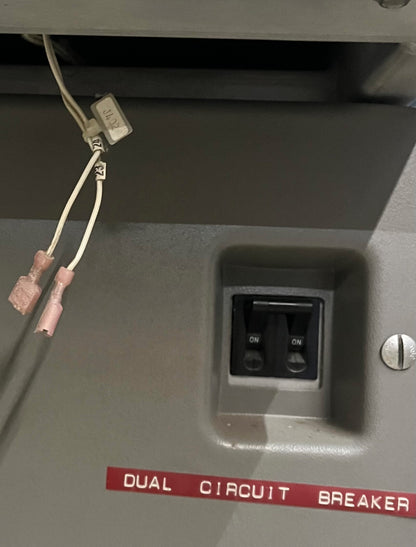 VARIAN AUTO-TEST 947 HELIUM MASSA SPECTROMETER LEKDETECTOR - VOOR ONDERDELEN/REPARATIE H2 