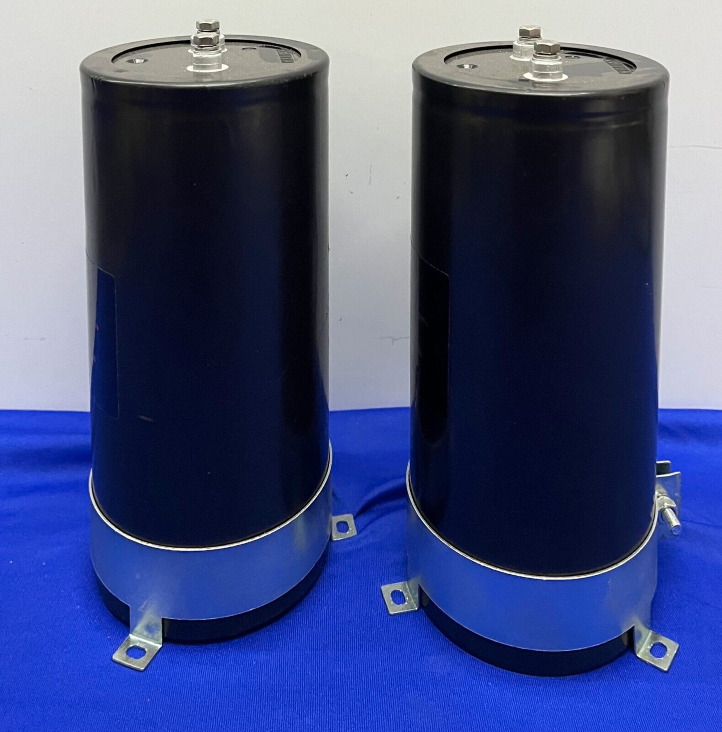 CONDENSATORI ELETTROLITICI IN ALLUMINIO KEMET ALS70A 183 QS 400 ALS70A183QS400 - QTY 2