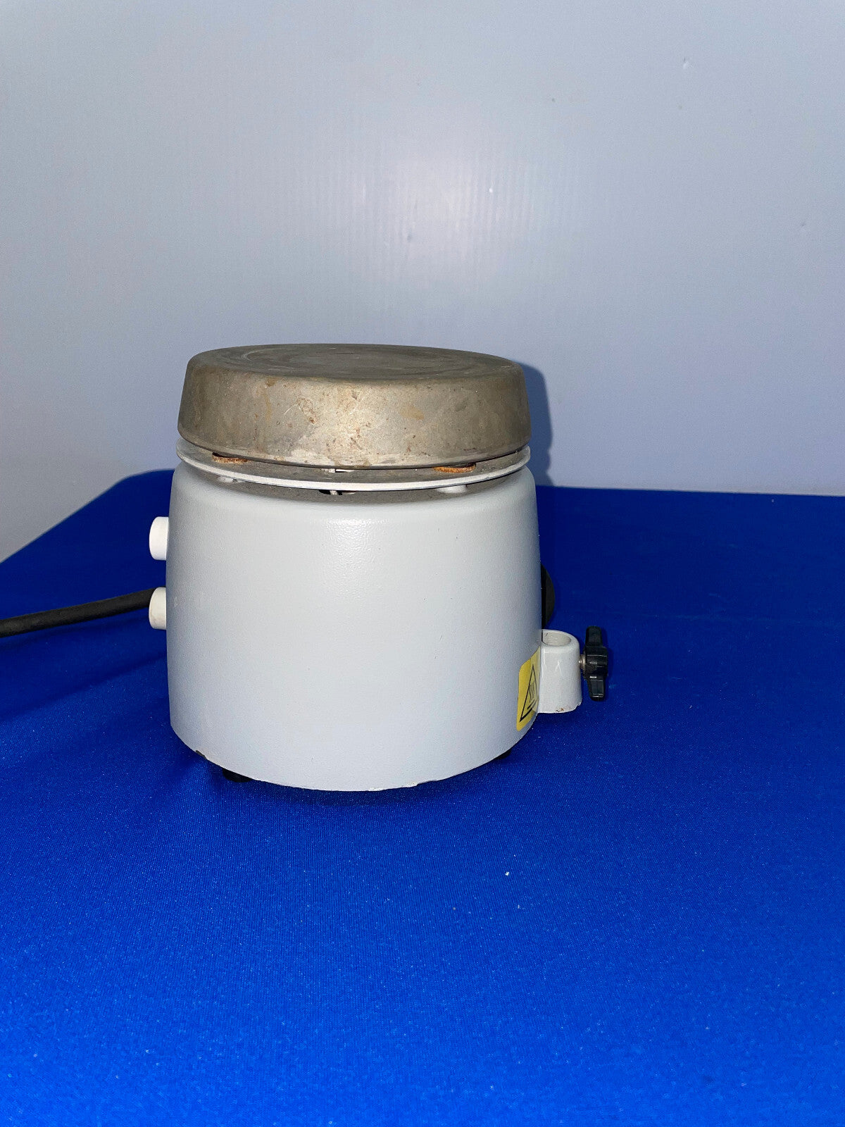 AB, 1489-MC 10A, DIN MONTAGE, 1 POLIG EENHEID CIRCUIT BREAKER, VERKOOP ALS 1 'PARTIJ VAN 4