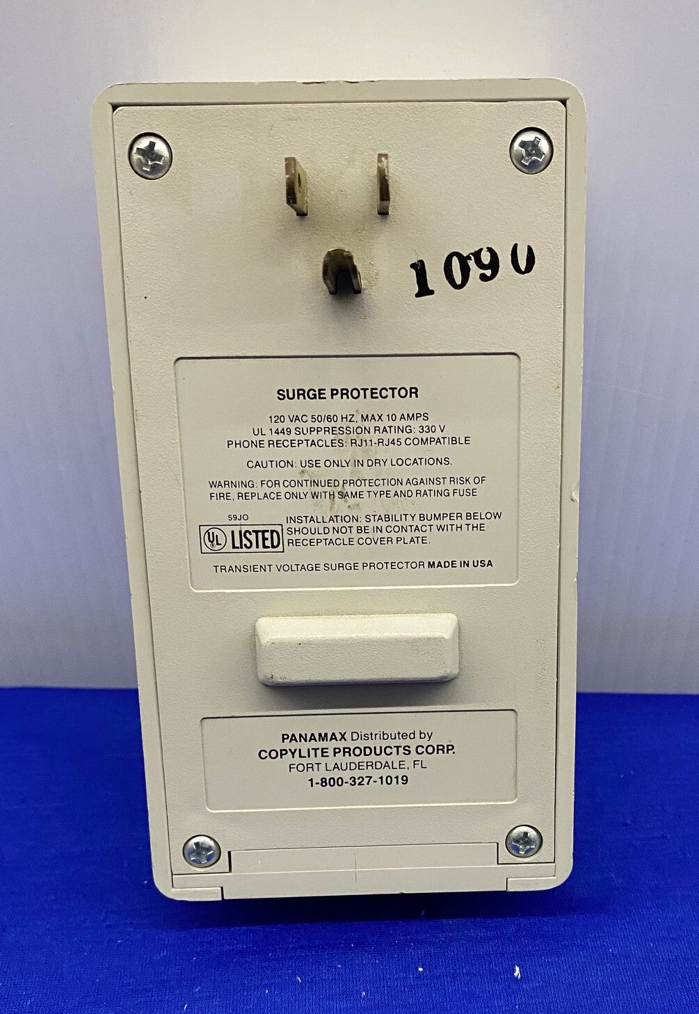 FAXMAX ® サージプロテクター 120VAC 50/60HZ 最大 10 アンペア