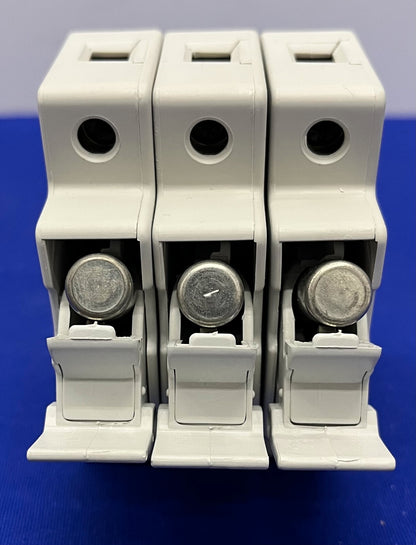 PORTAFUSIBILE FERRAZ SHAWMUT ULTRASAFE™ USM1l L214462 600V 30A UL - 1 LOTTO QTY 3 