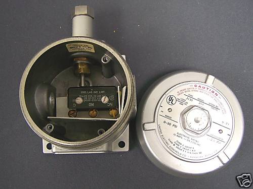 UE Controls Co. UL PRESSOSTAT DIFFÉRENTIEL