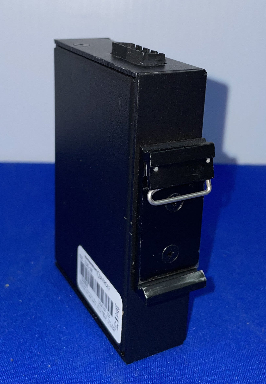 CONTROLES CONTEMPORÁNEOS EISK5-100T CONMUTADOR ETHERNET DE 5 PUERTOS SKORPION-5