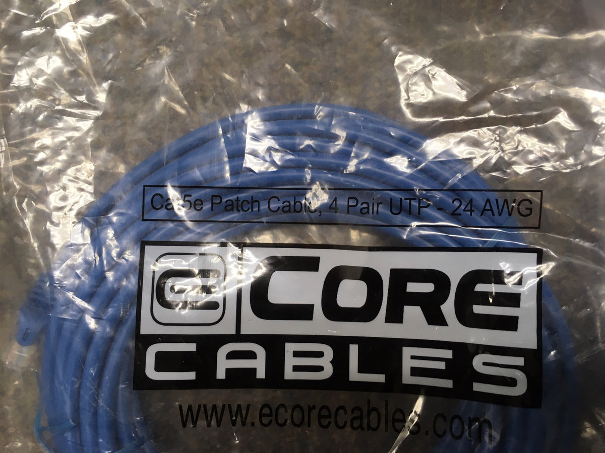 CANTIDAD DE CABLES DE 3 NÚCLEOS 570-25 BL CABLE DE CONEXIÓN CAT5E 4 PARES UTP-24 AWG 350 Mhz
