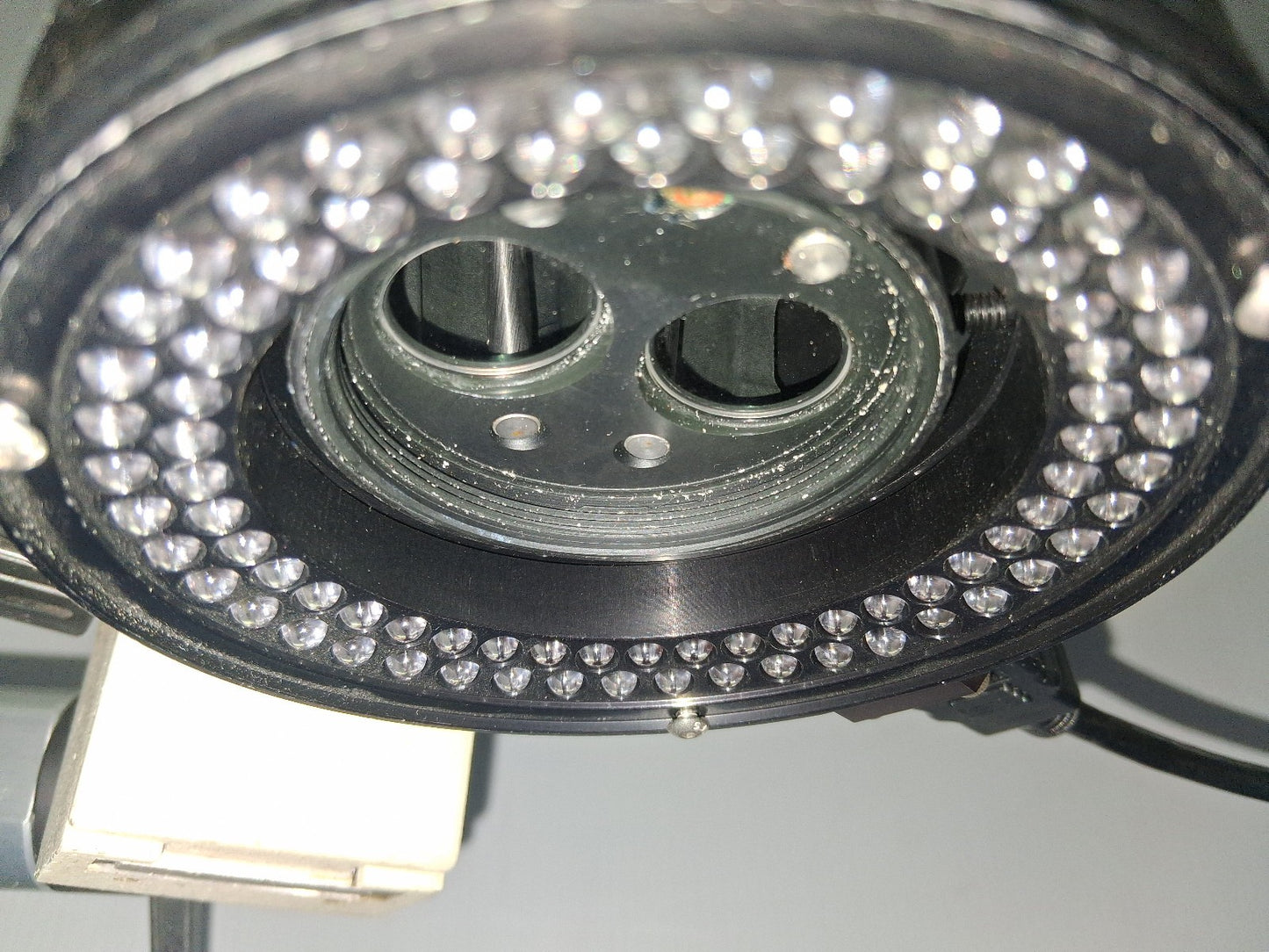 Leica S4E 6.3-30X Stereo Zoom Microscope with Boom Stand and LED Ring Light