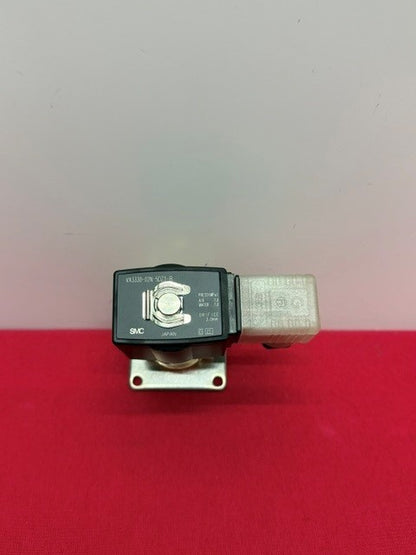 SMC Corporation VX3330-02N-5DZ1-B 3 Port Solenoid Valve