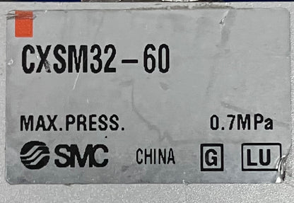 SMC CXSM32-60 DOPPELSTANGENZYLINDER, 32 MM BOHRUNG, 60 MM HUB, MIT D-Y59A POSITIONSSENSOR.