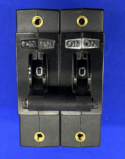 DISYUNTOR POTTER &amp; BRUMFIELD W92-X112-10 AMPERAJE 10 277 V CA 50/60 HZ 