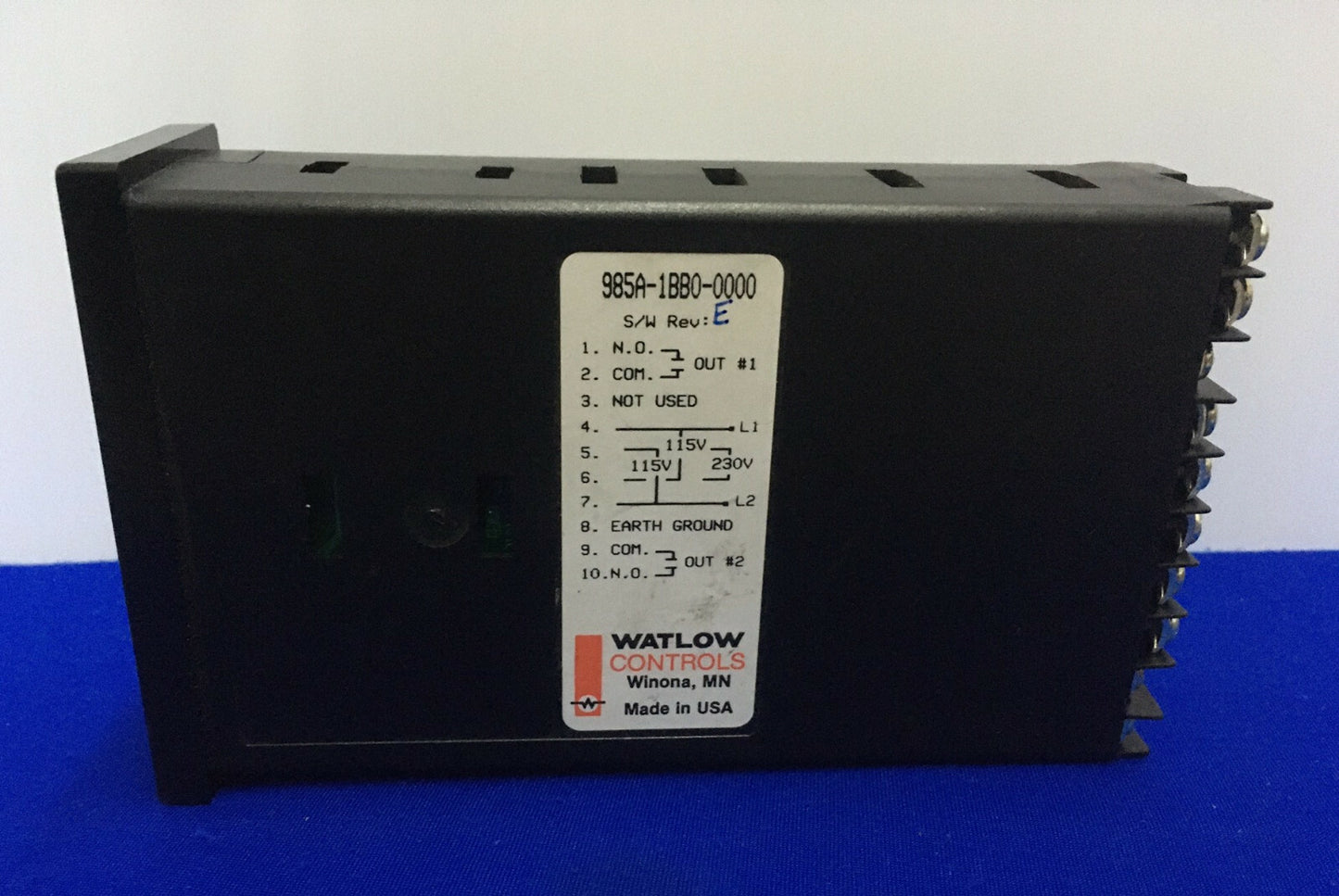 WATLOW CONTROLS 985A-1BB0-0000 985A1BB00000 REV E TEMPERATURE CONTROLLER