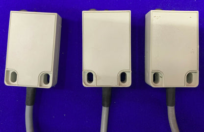 Qté 3 - Capteurs de proximité Carlo Gavazzi EC5525NPAP