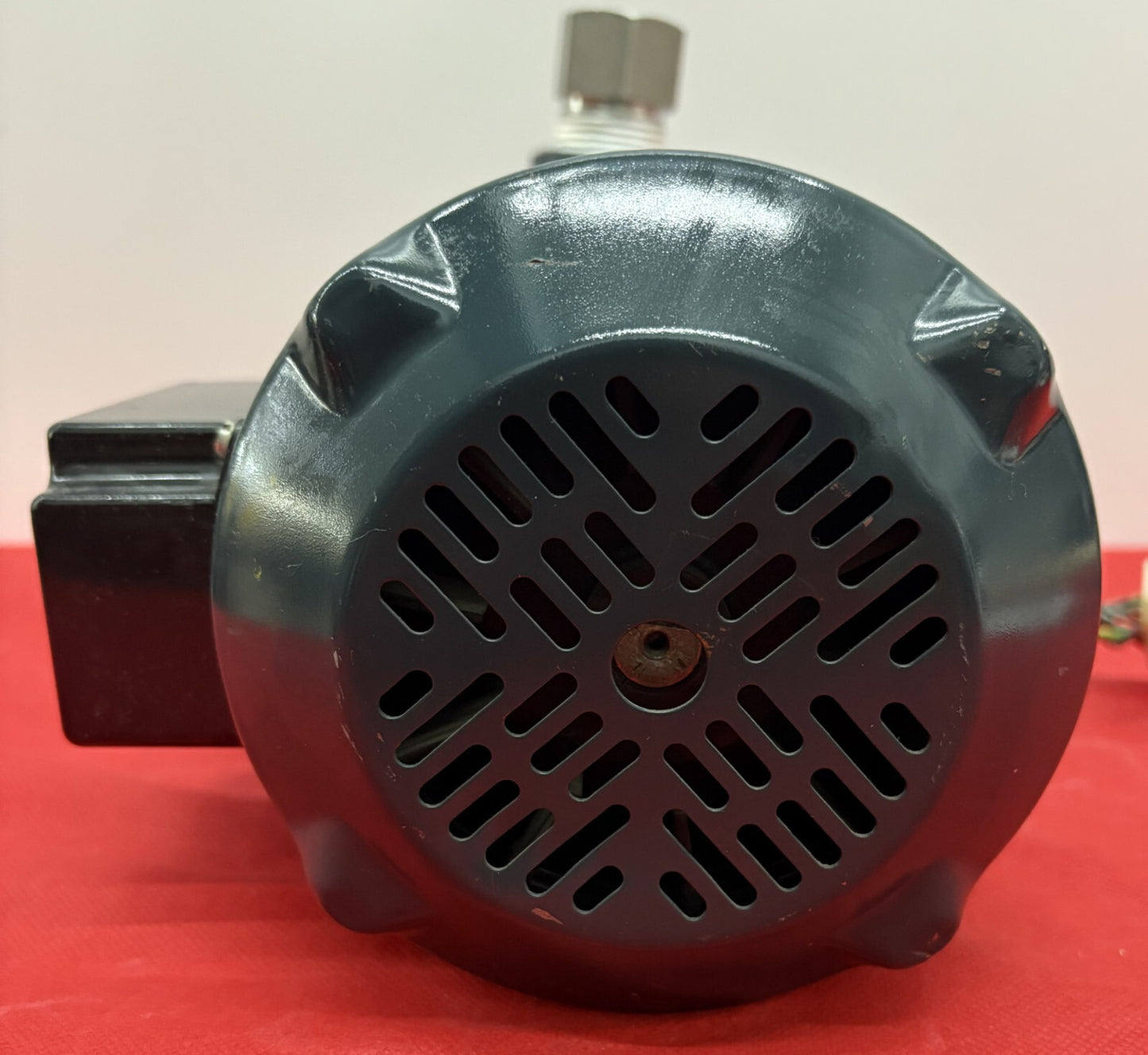 LOWARA PB40 PERIPHERAL PUMP CLASS IP44 208/380V 3 PH HP 0.8 RPM 3500 / FOR PARTS