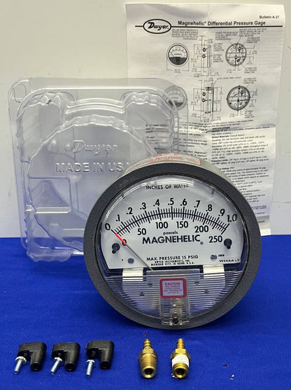 DWYER MAGNEHELIC DIFFERENTIAL PRESSURE GAUGE 2001D 102001-00 0-250