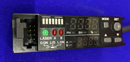 KEYENCE LV-21AP / DIGITALER LASERVERSTÄRKER/SENSOR DER LV-SERIE