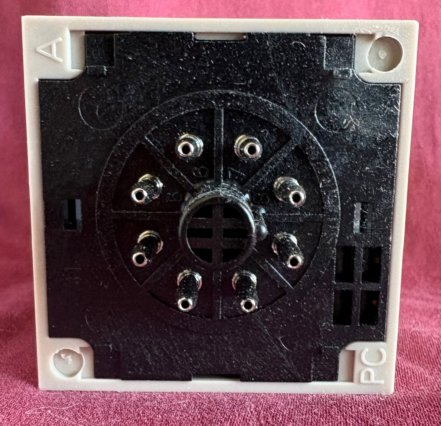OMRON H3CA / H3CA-8 TIMER RELAY 99.9s TO 9990h,100/110/120V AC