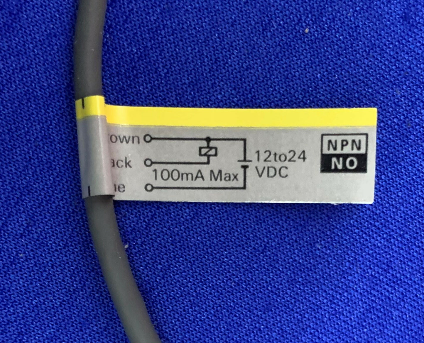 Näherungssensorschalter Omron E2E-X1C1