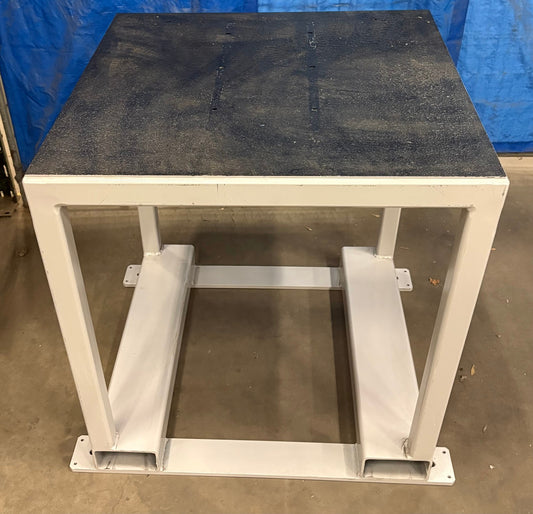 HEAVY DUTY STEEL METAL TABLE 30" x32" x30"