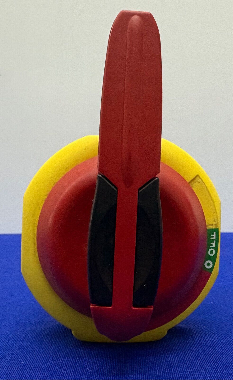 Allen Bradley AB 194E-A25-1753 LOAD SWITCH W/ 194R-PY ROTARY HANDLE AND SHAFT