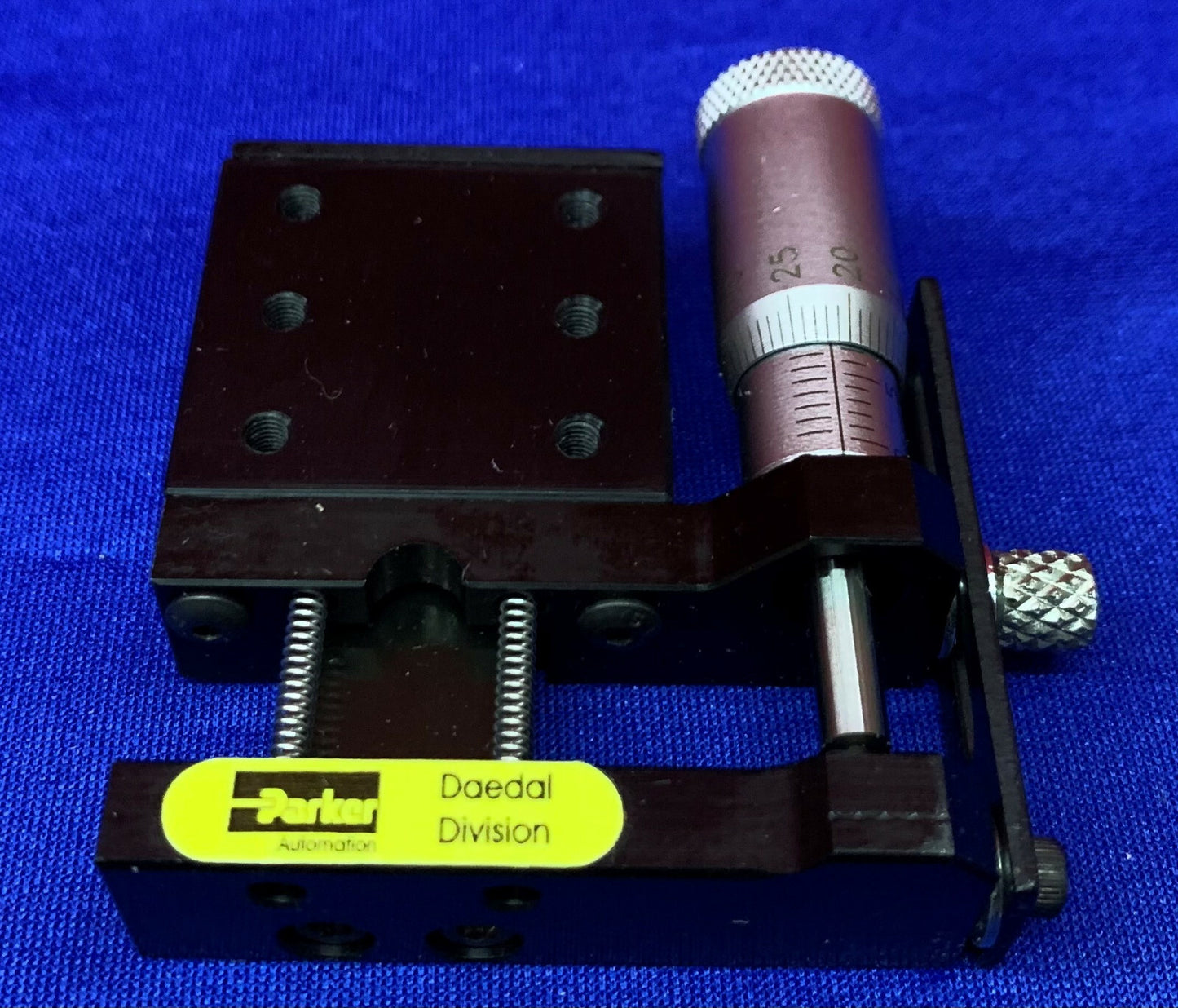 PARKER AUTOMATION M3952M MICROMÈTRE MÉTRIQUE À AXE UNIQUE À ENTRAÎNEMENT LATÉRAL 