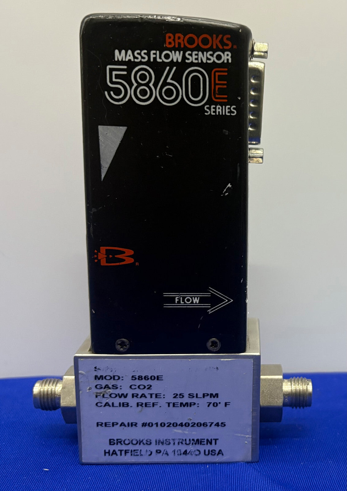 SENSORE DI FLUSSO DI MASSA BROOKS SERIE 5860E - L'ARTICOLO SEMBRA ESSERE STATO RIPARATO