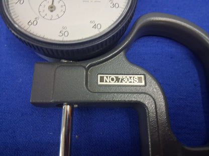 Mitutoyo 7304S Dial Thickness Gage 0-1" Range .001" with Case