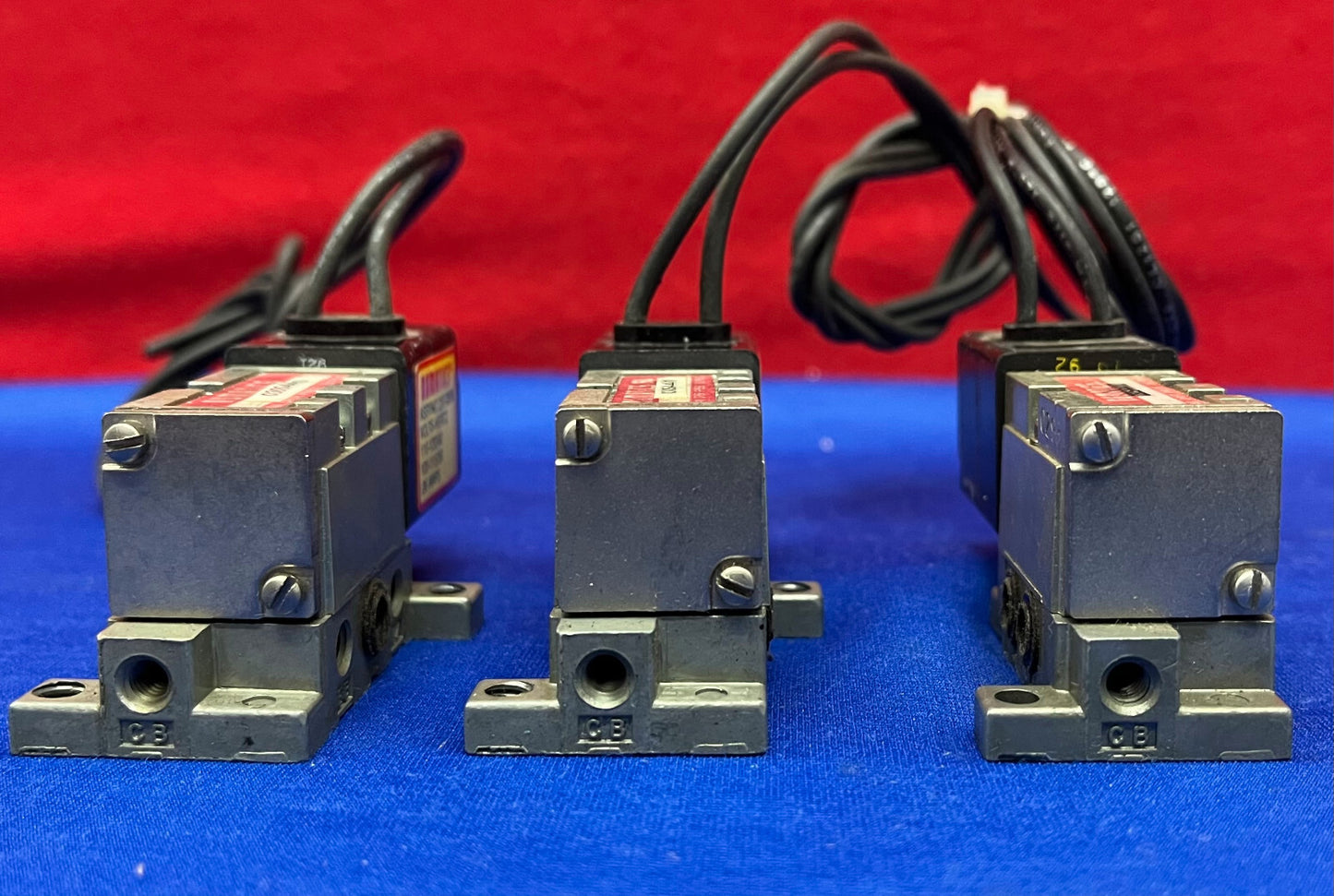 1 LOT DE 3 - ENSEMBLE D'ÉLECTROVANNE NUMATICS 030SA4410 #237-261B 150 PSI MAX