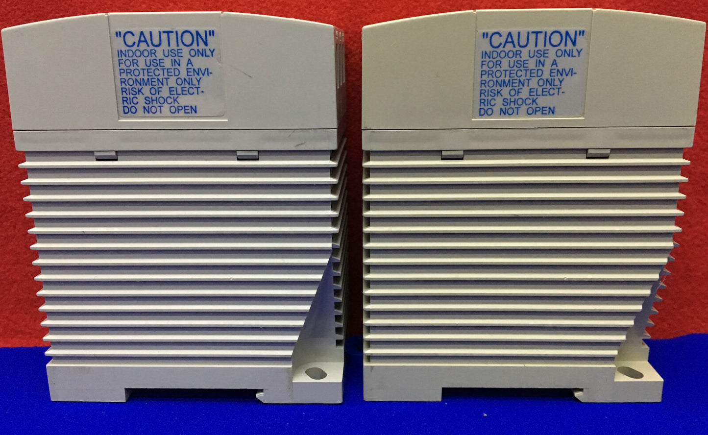 QTY 2 - ALIMENTATORI IDEC IZUMI PS5R-B24 ALIMENTATORI ALIMENTAZIONE 15W USCITA