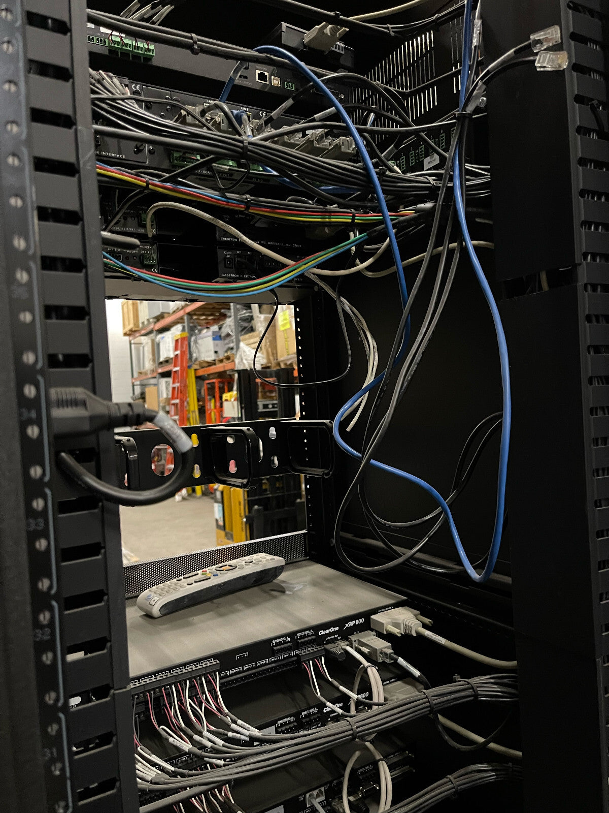 SPL統合ソリューションメディアキャビネット（内容物付き）