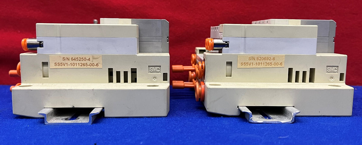 Lot von 2 SMC SS5V1 1011265-00-6 mit (5) SV1100-5FU Magnetventilen