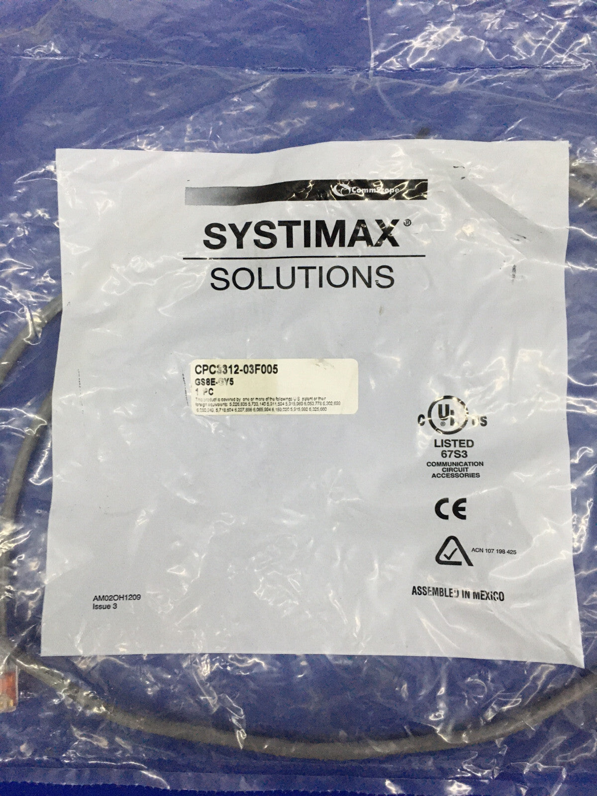 1 LOT HOEVEELHEID VAN 2 - SYSTIMAX ® SOLUTIONS CPC3312-03F005 / GS8E-GY5 PATCHKABEL