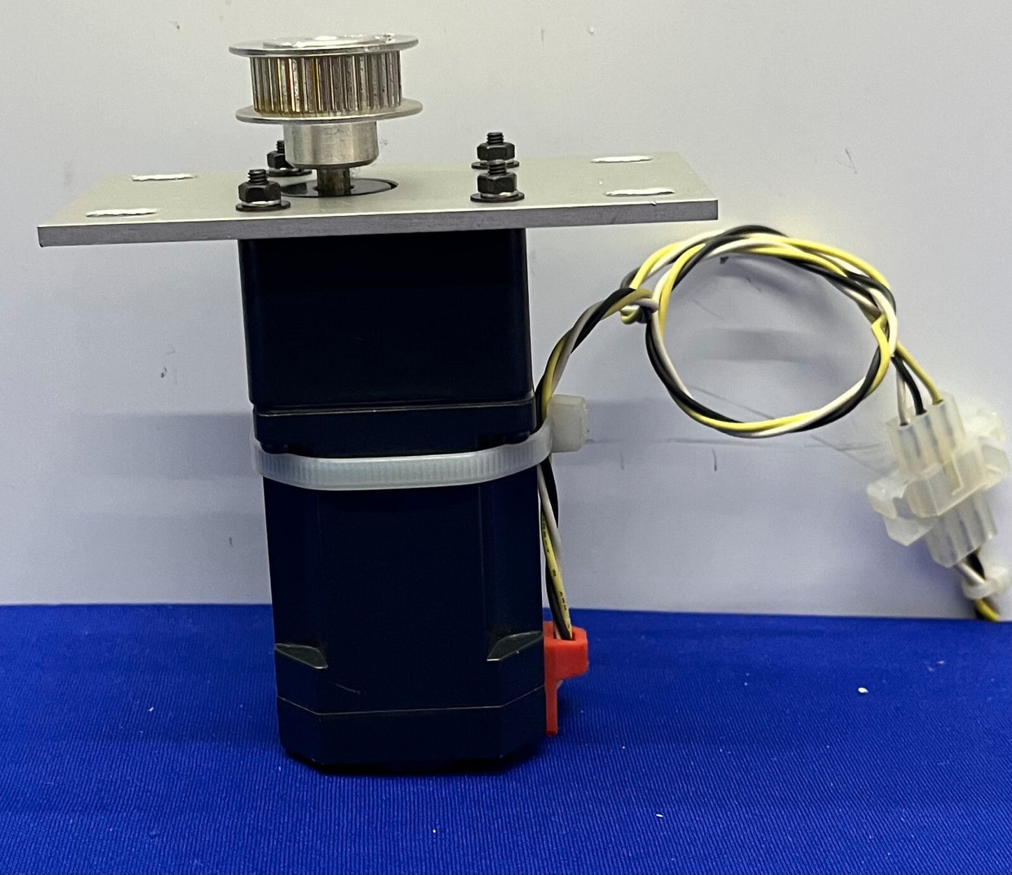 MOTOR ORIENTAL REVERSIBLE 0RK1GN-A Y CABEZAL DE REDUCCIÓN 0GN50K