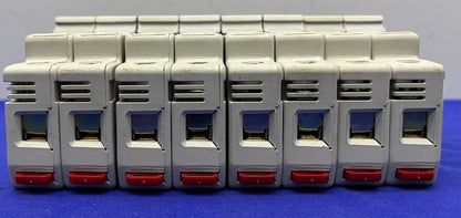 BUSSMANN ® CHCC2D1 / シリーズ CHCC、2 極ヒューズ ホルダー 600V 30 アンペア - 1 ロット数量 4