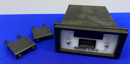 COMMANDE MINARIK DIGI-LOK AUCUNE ÉTIQUETTE SUR L'ARTICLE NOUS PENSONS QU'IL S'AGIT D'UN MODÈLE DLC100