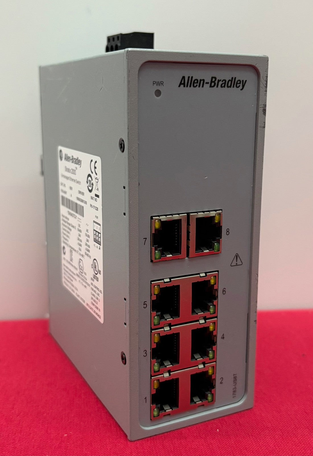 Allen Bradley AB STRATIX 2000™ 1783-US8T  8 PORT UNMANAGED ETHERNET SWITCH