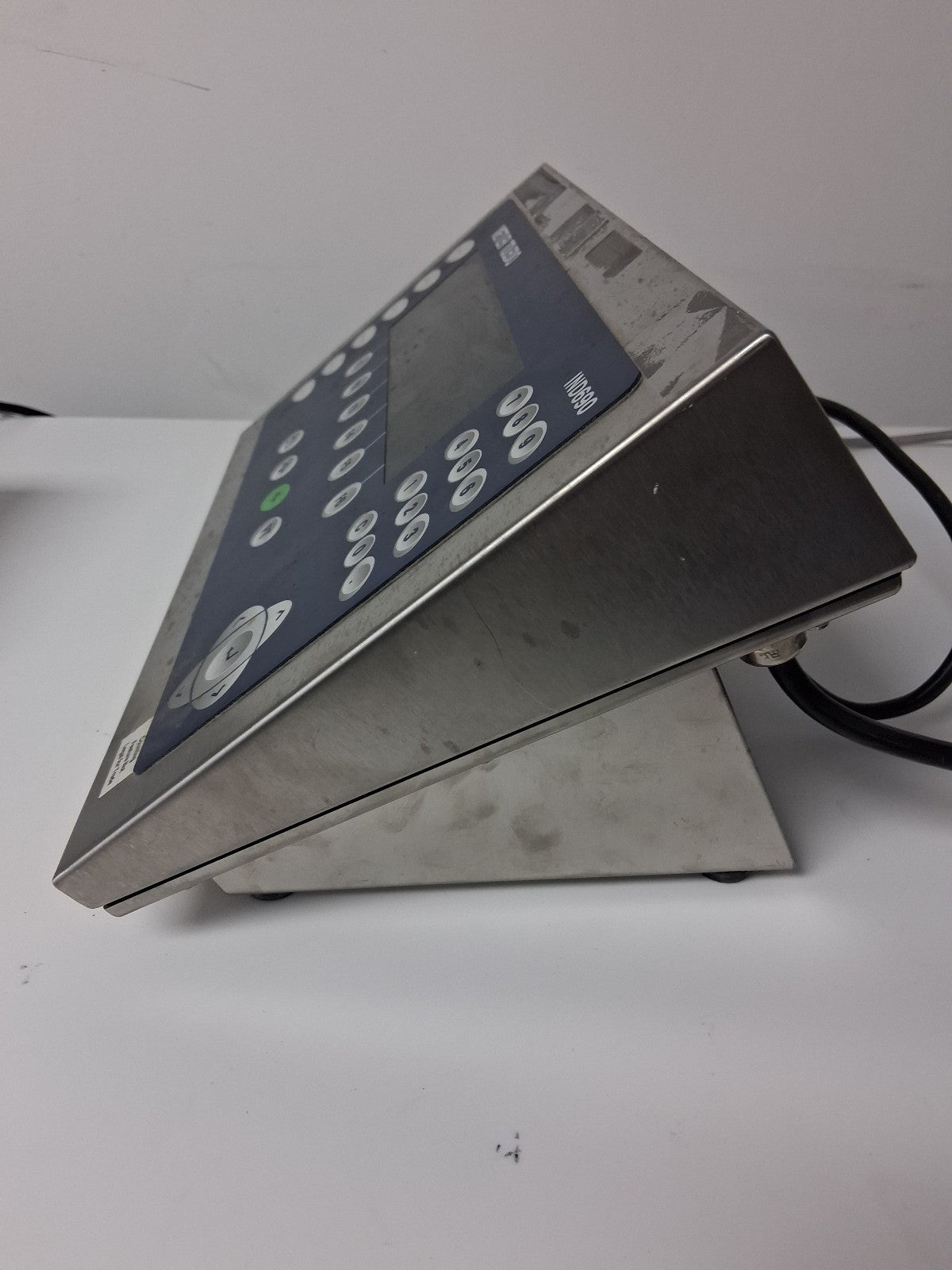 Mettler Toledo IND690 Weighing Terminal with X1202S Precision Weighing Platform