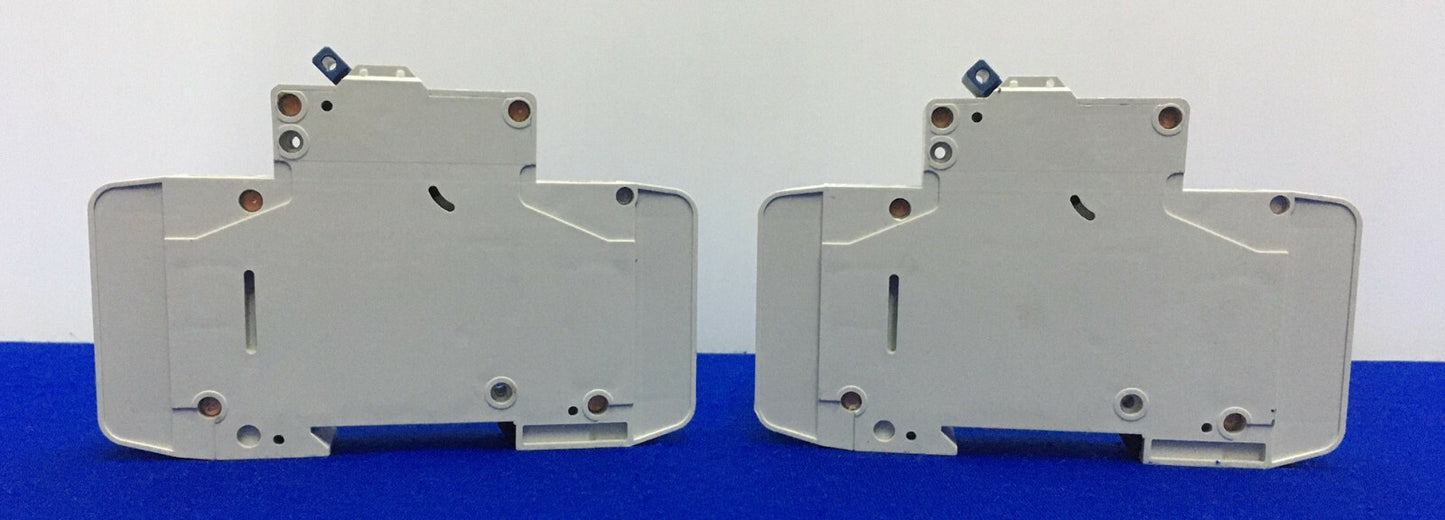 1 LOTTO QTY DI 2 Allen-Bradley AB 1489-D 1489-D1C020 SER A INTERRUTTORE AUTOMATICO 1 POLO