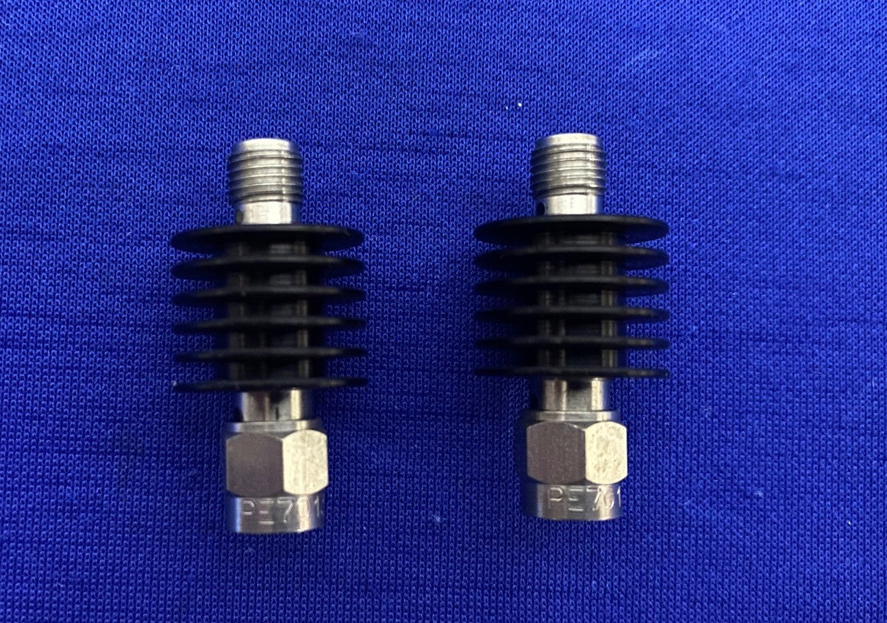 PE PASTERNACK PE7013-20 FIXED ATTENUATOR 20 Db 5 W UP TO 18 GHz - 1 LOT QTY 2