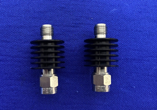 PE PASTERNACK PE7013-20 FIXED ATTENUATOR 20 Db 5 W UP TO 18 GHz - 1 LOT QTY 2