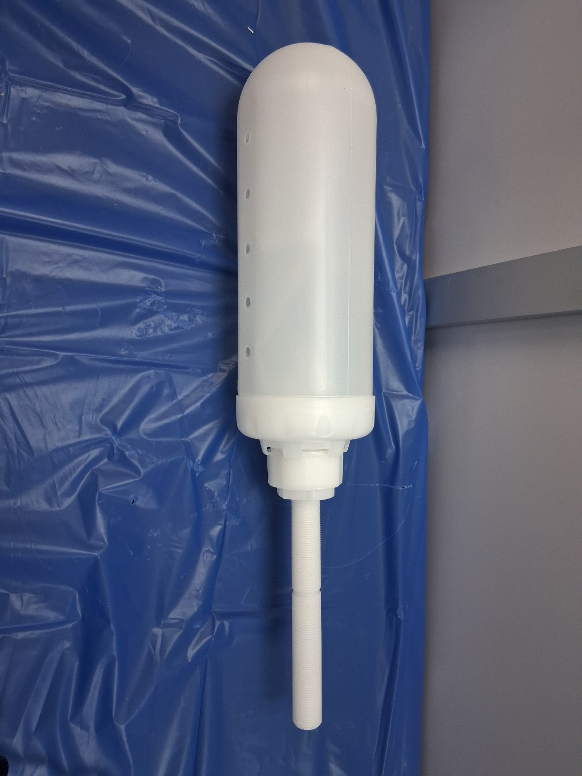 TRIPLE S 44246 FOAMCLEAN COUNTER MOUNT DISPENSING SYSTEM NEW