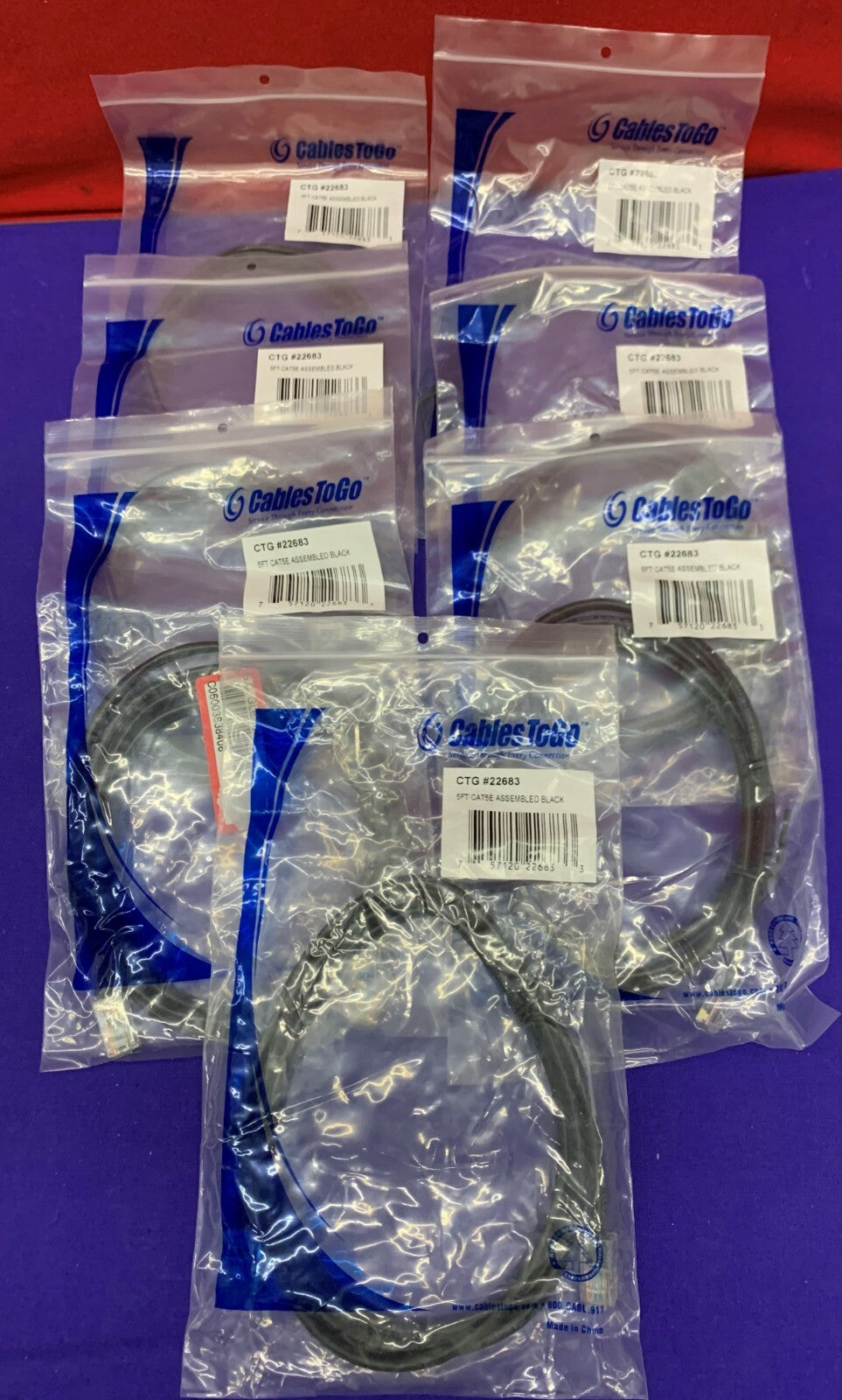 Lot de 7 câbles C2G Cat5e 22683 5', connecteurs RJ-45 mâles noirs 