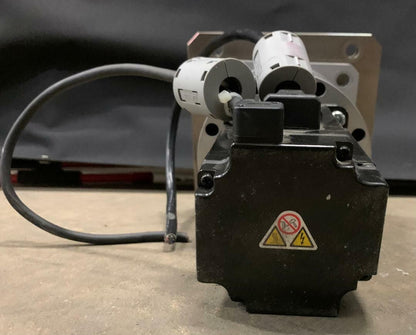 YASKAWA AC SERVO MOTOR SGMAV-08ADA21 W/ SHIMPO NIDEC REDUCER VRGS-33D120-750
