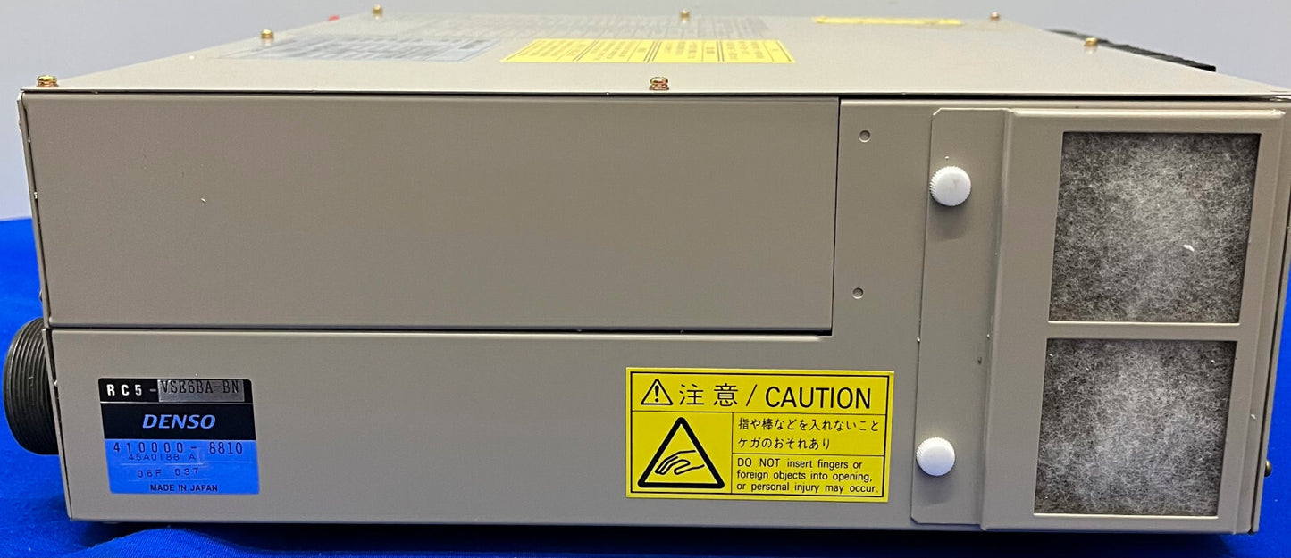 Contrôleur de robot Denso RC5-VSE6BA-BN / 410000-8810, sans alimentation, pièces/réparation