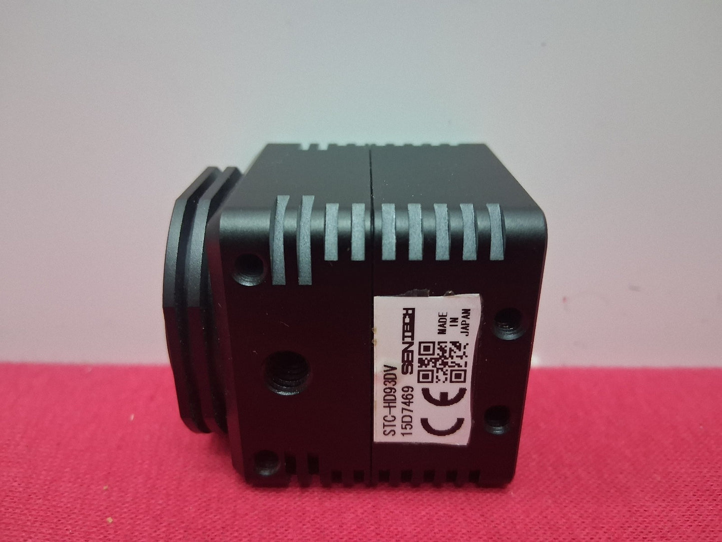 SENTECH STC-HD93DV HIGH DEFINITION COLOR CAMERA 720P (NO POWER SUPPLY/CABLE)