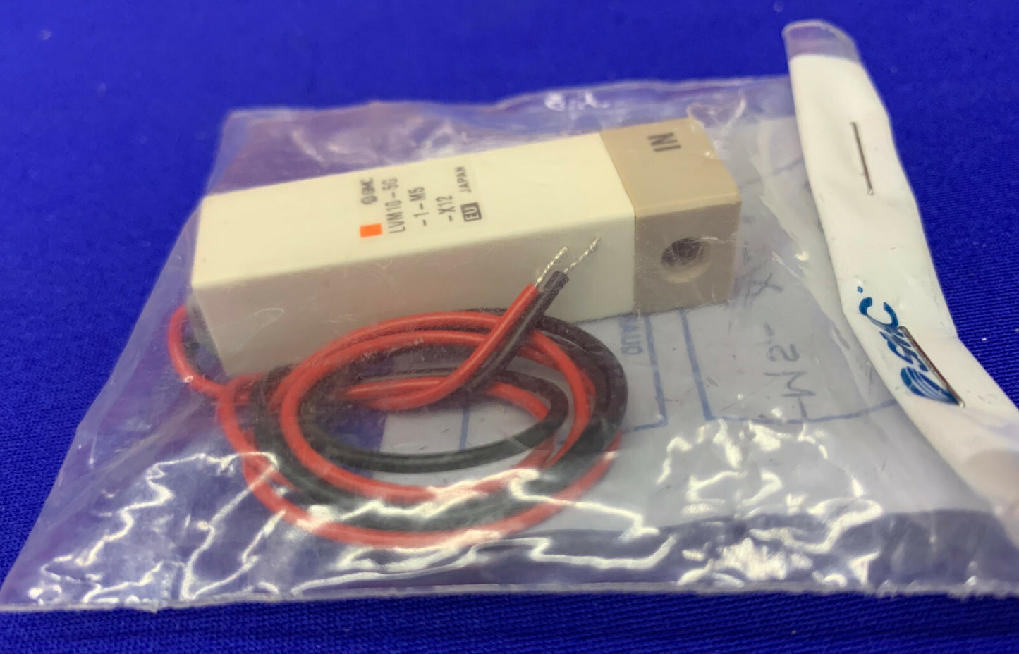 SMC LVM10-5G-1-M5-X12 KLEP CHEMISCH 2-POORTS