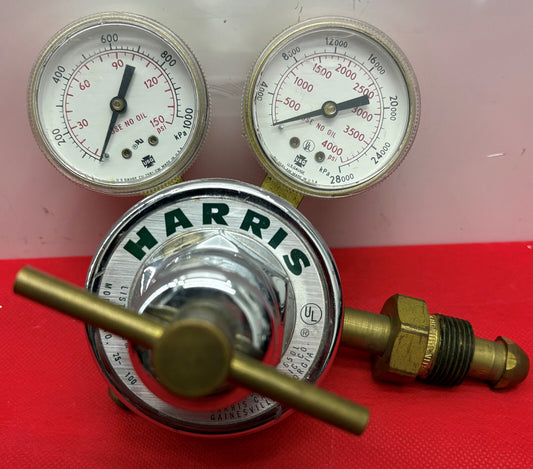 HARRIS  25-100  PRESSURE COMPRESSED GAS REGULATOR  650L  WITH  2 USG GAUGES